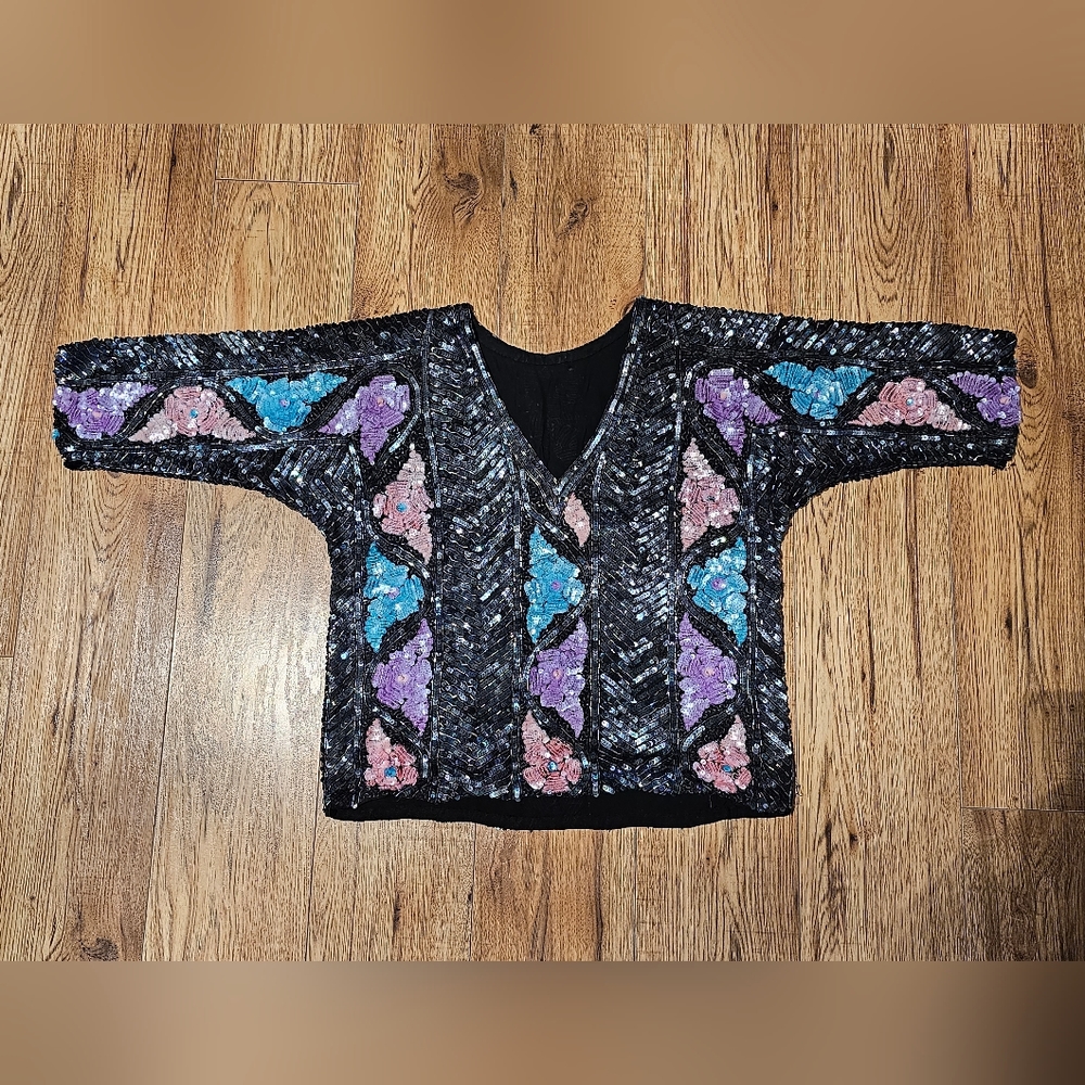 Floral sequence top